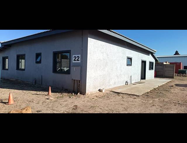 LAND PROPERTY TO RENT IN POMONA